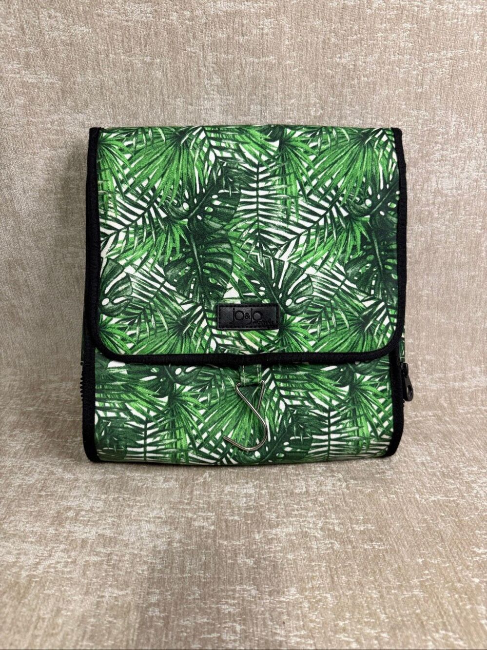 Jo & Jo Australia Toiletry Green Tropical Palm Leaf Print Hanging Travel Bag
